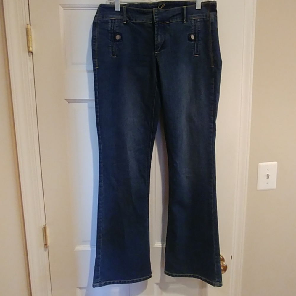 Cute jeans!